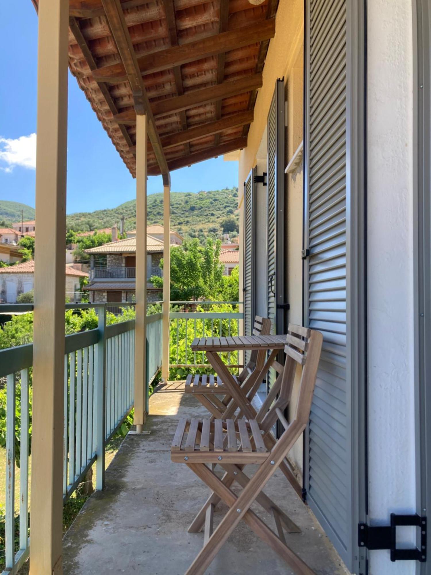 Au Son Des Cloches Villa Zacharo Exterior photo